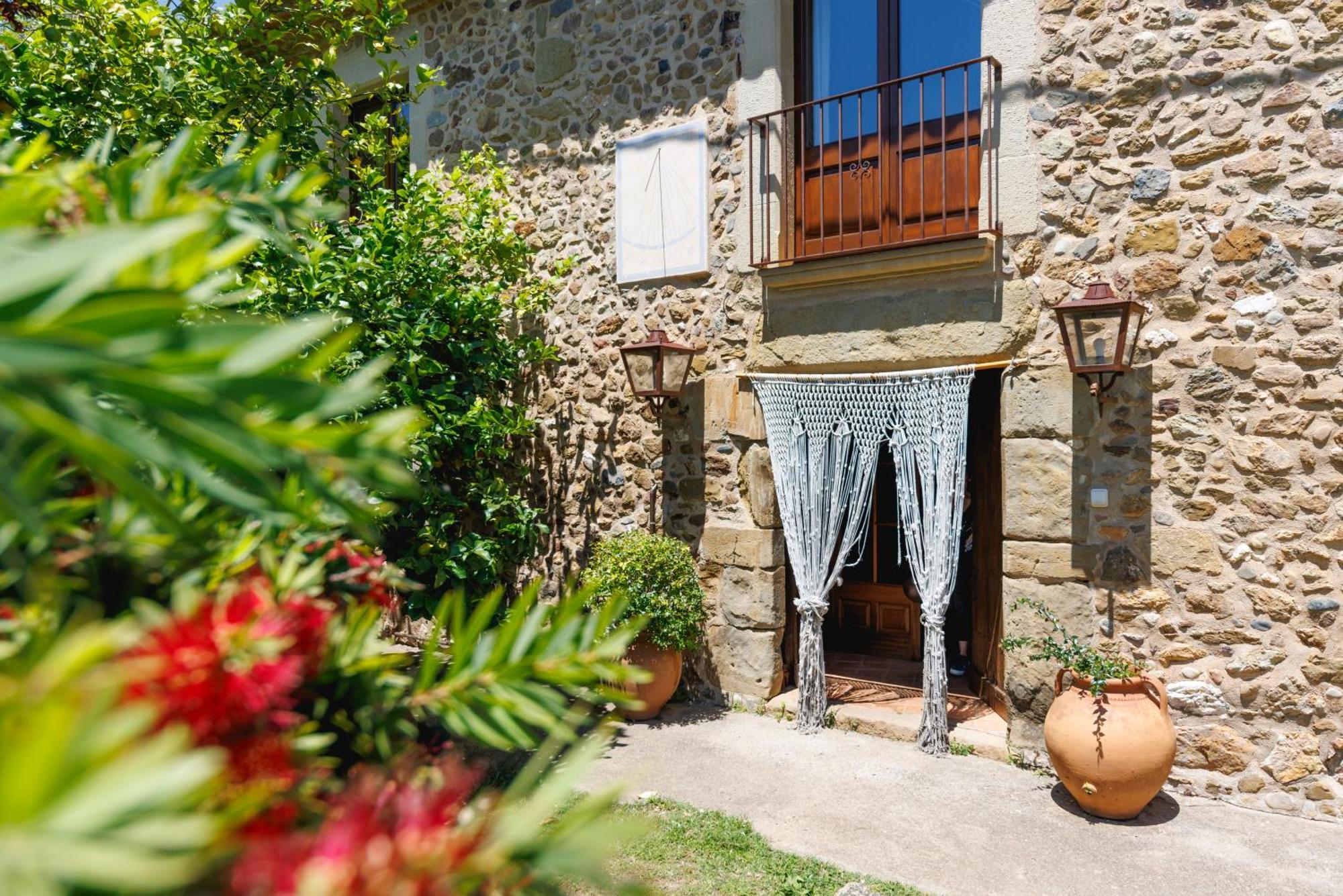 Turisme Rural - Mas Vila - Monells La Bisbal d'Emporda ภายนอก รูปภาพ