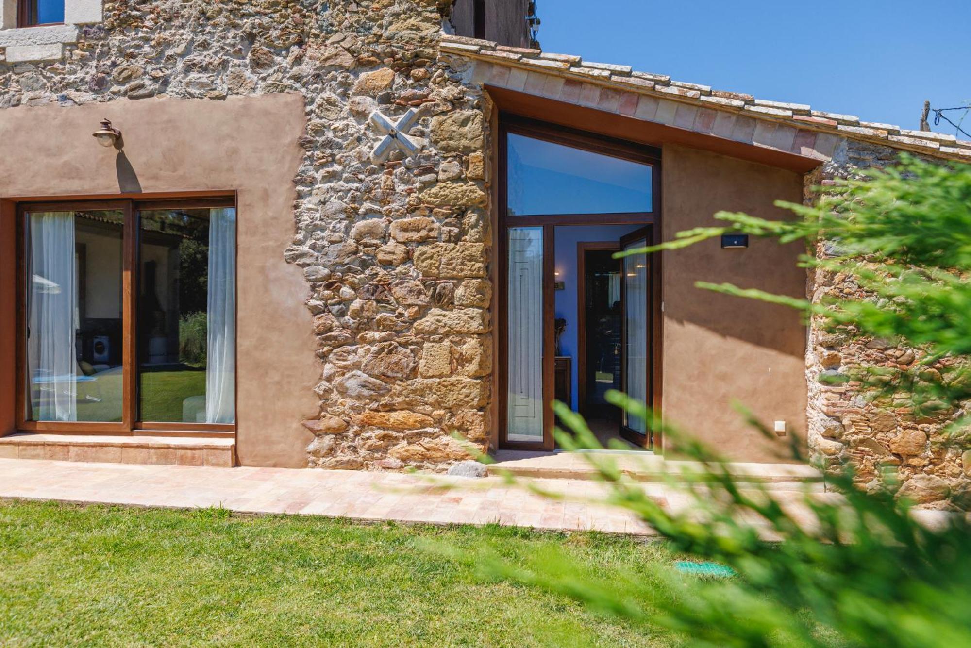 Turisme Rural - Mas Vila - Monells La Bisbal d'Emporda ภายนอก รูปภาพ