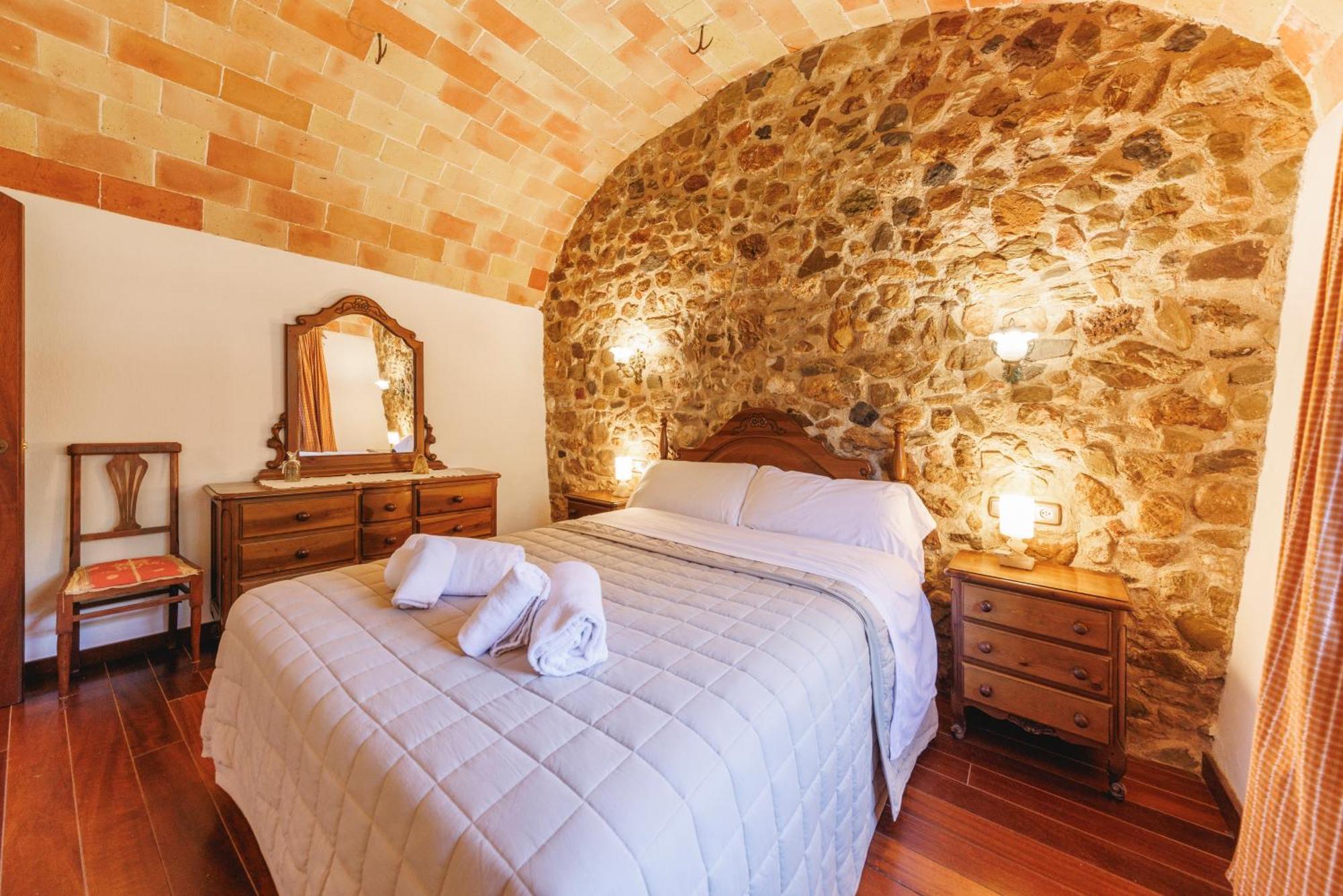 Turisme Rural - Mas Vila - Monells La Bisbal d'Emporda ภายนอก รูปภาพ